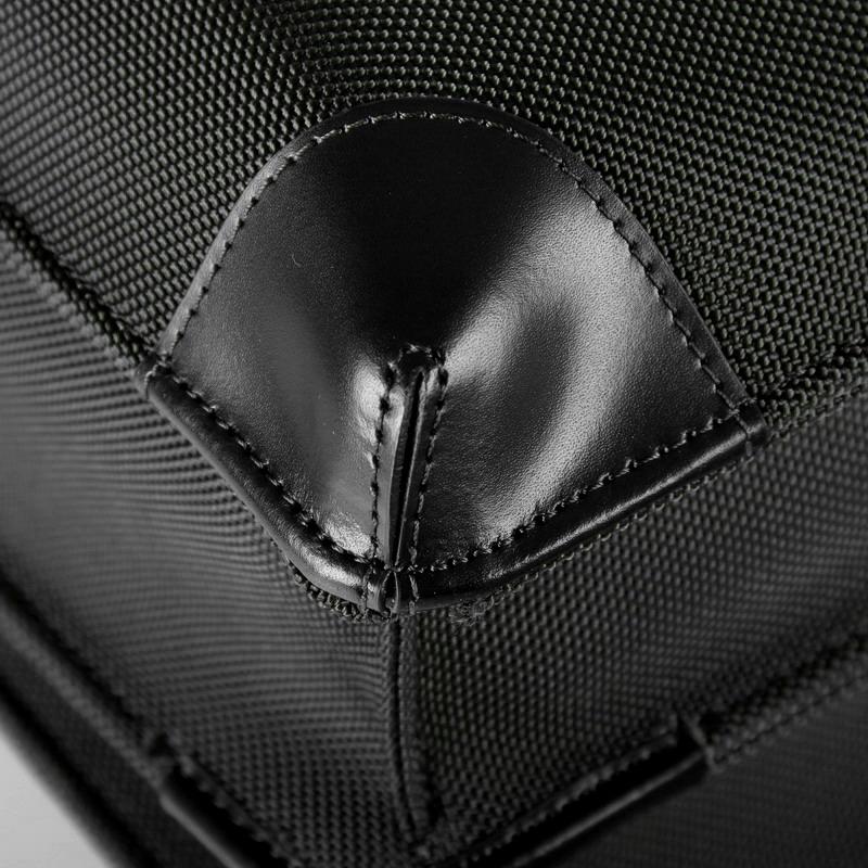 Сумка для ноутбука Fouquet NBC-1001B 15.6" Black | ARAGO