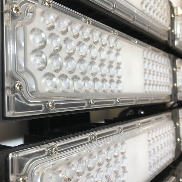 картинка Мощный прожектор LightProm 480W, LED, 68000Lm, 5000K Professional от магазина Компания+