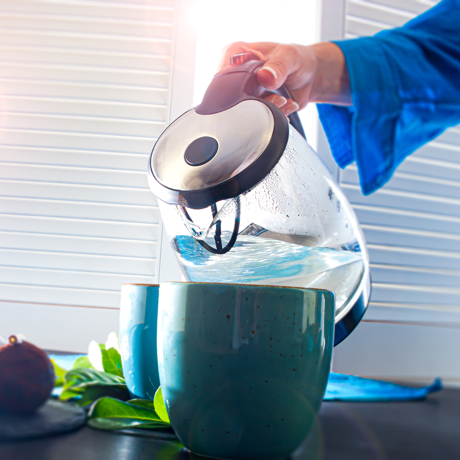 картинка Електрочайник First FA-5404-2-BA от магазина Компания+