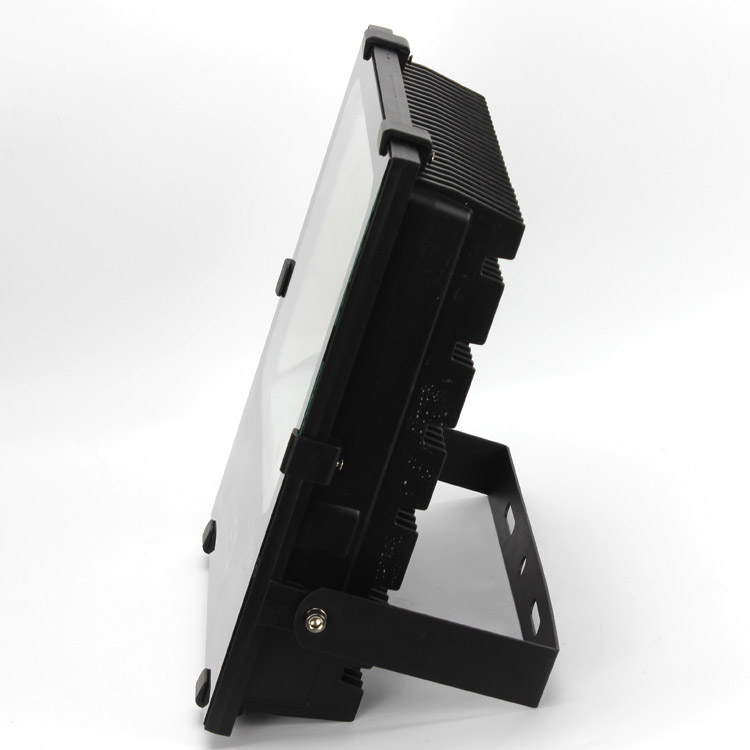 картинка Прожектор светодиодный LightProm COMMON, 100W, LED, 10000Lm, 5000K от магазина Компания+