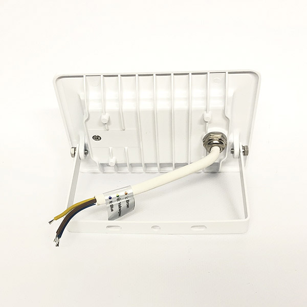 картинка LED прожектор Velmax, 20W, 1800Lm, 6200К от магазина Компания+