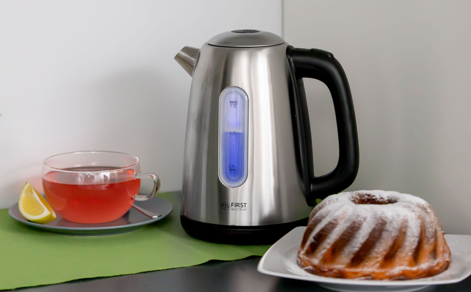 картинка Електрочайник First FA-5409-6 от магазина Компания+