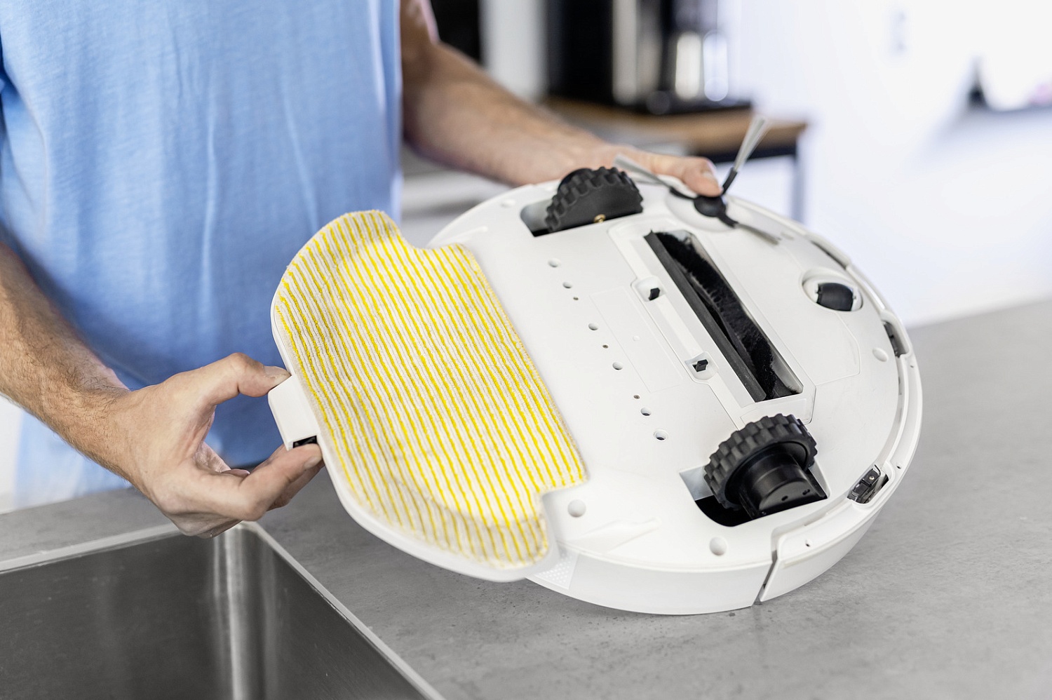 картинка Робот-пилосос Karcher RCV 3 (9.612-569.0) от магазина Компания+