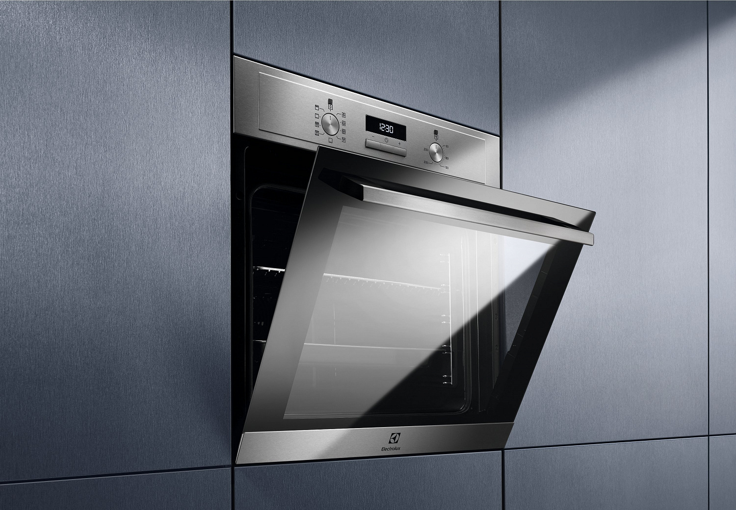 картинка Духова шафа Electrolux EOF3H40BX от магазина Компания+